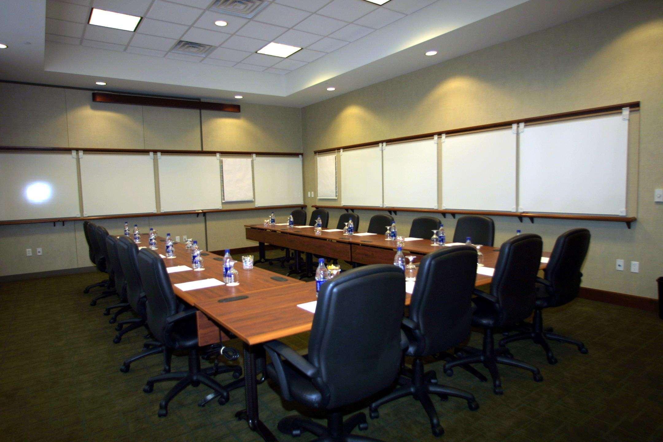 Doubletree By Hilton Hotel & Executive Meeting Center Omaha-Downtown Zařízení fotografie