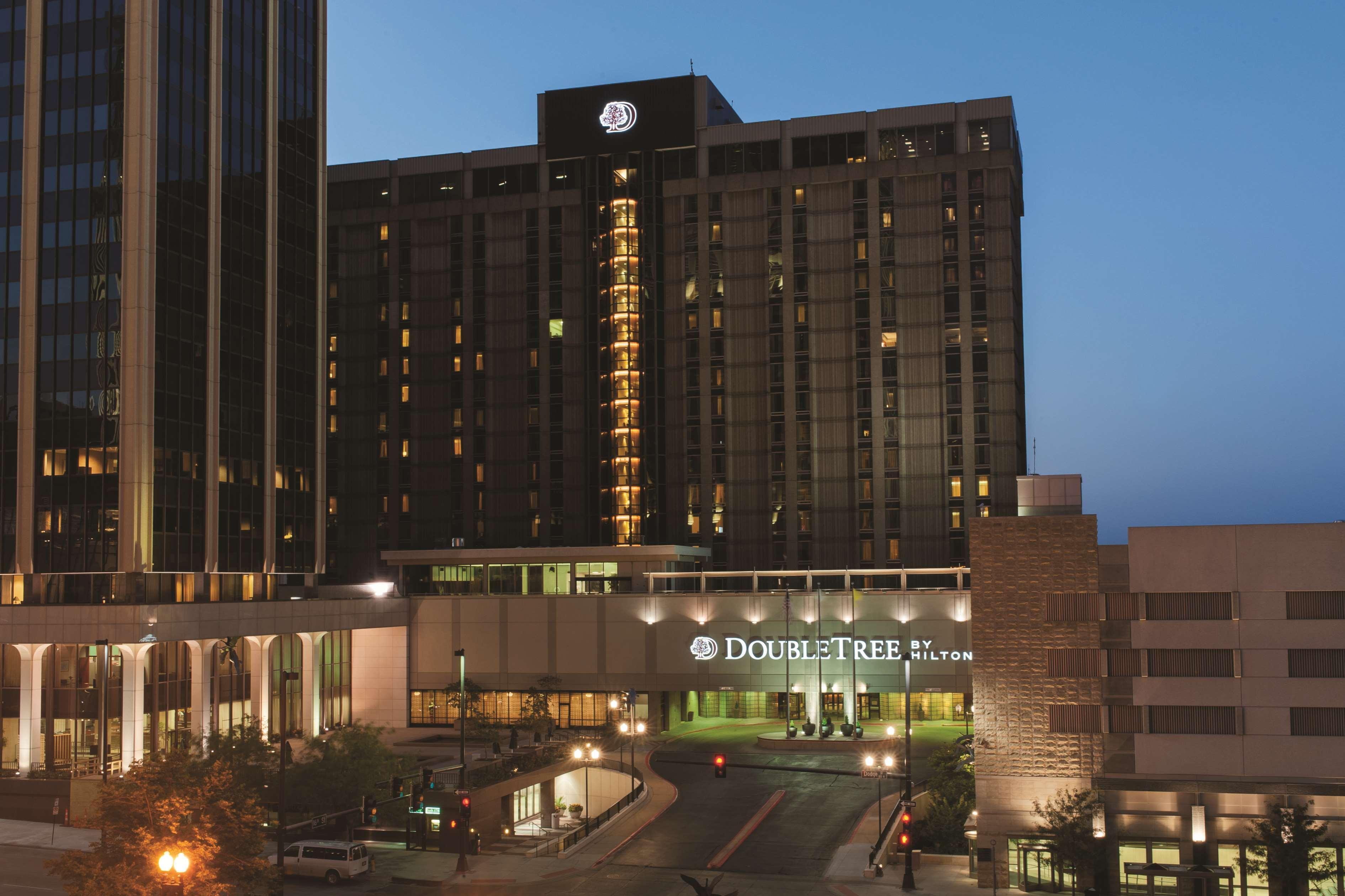 Doubletree By Hilton Hotel & Executive Meeting Center Omaha-Downtown Exteriér fotografie