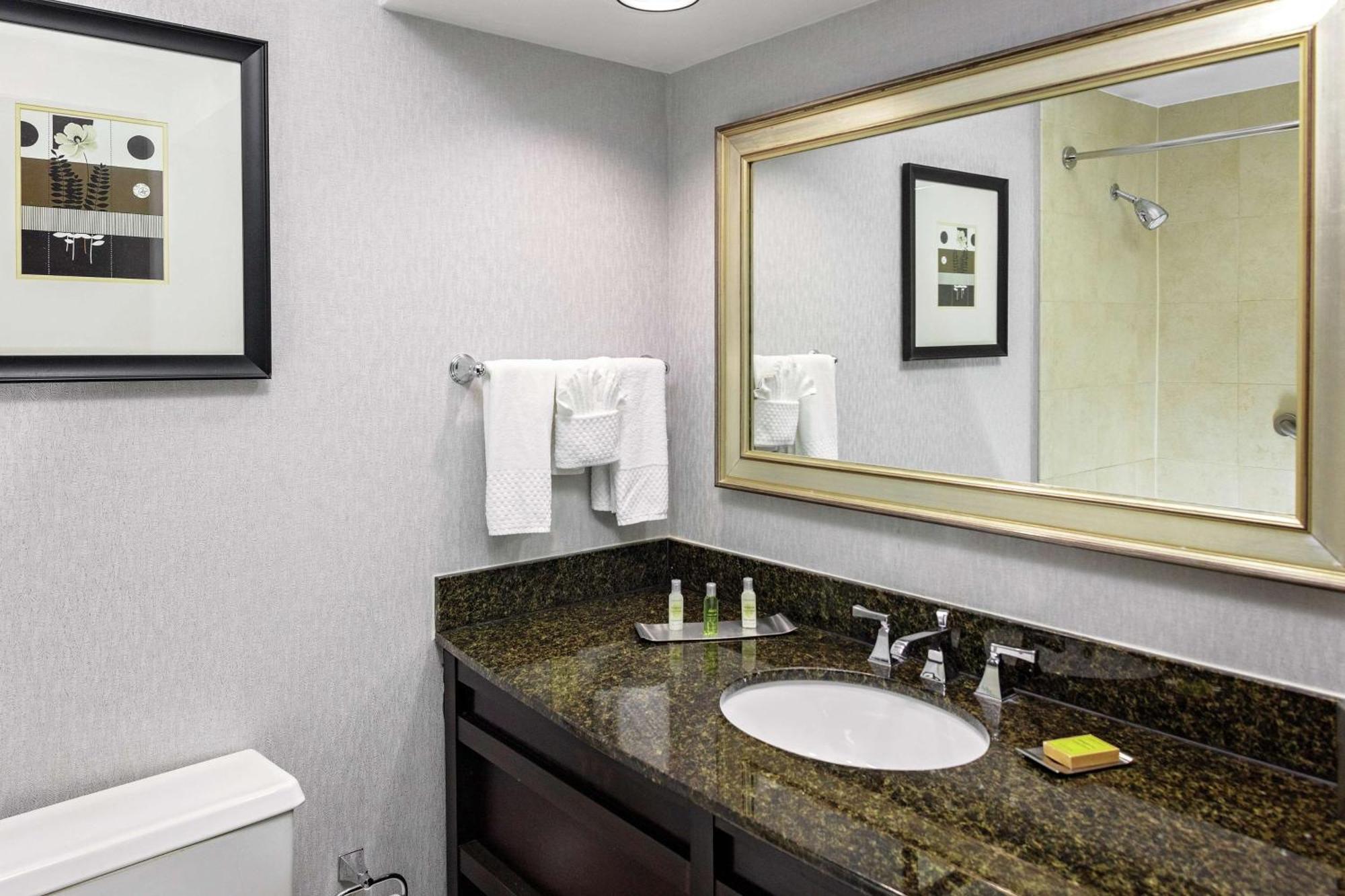Doubletree By Hilton Hotel & Executive Meeting Center Omaha-Downtown Exteriér fotografie